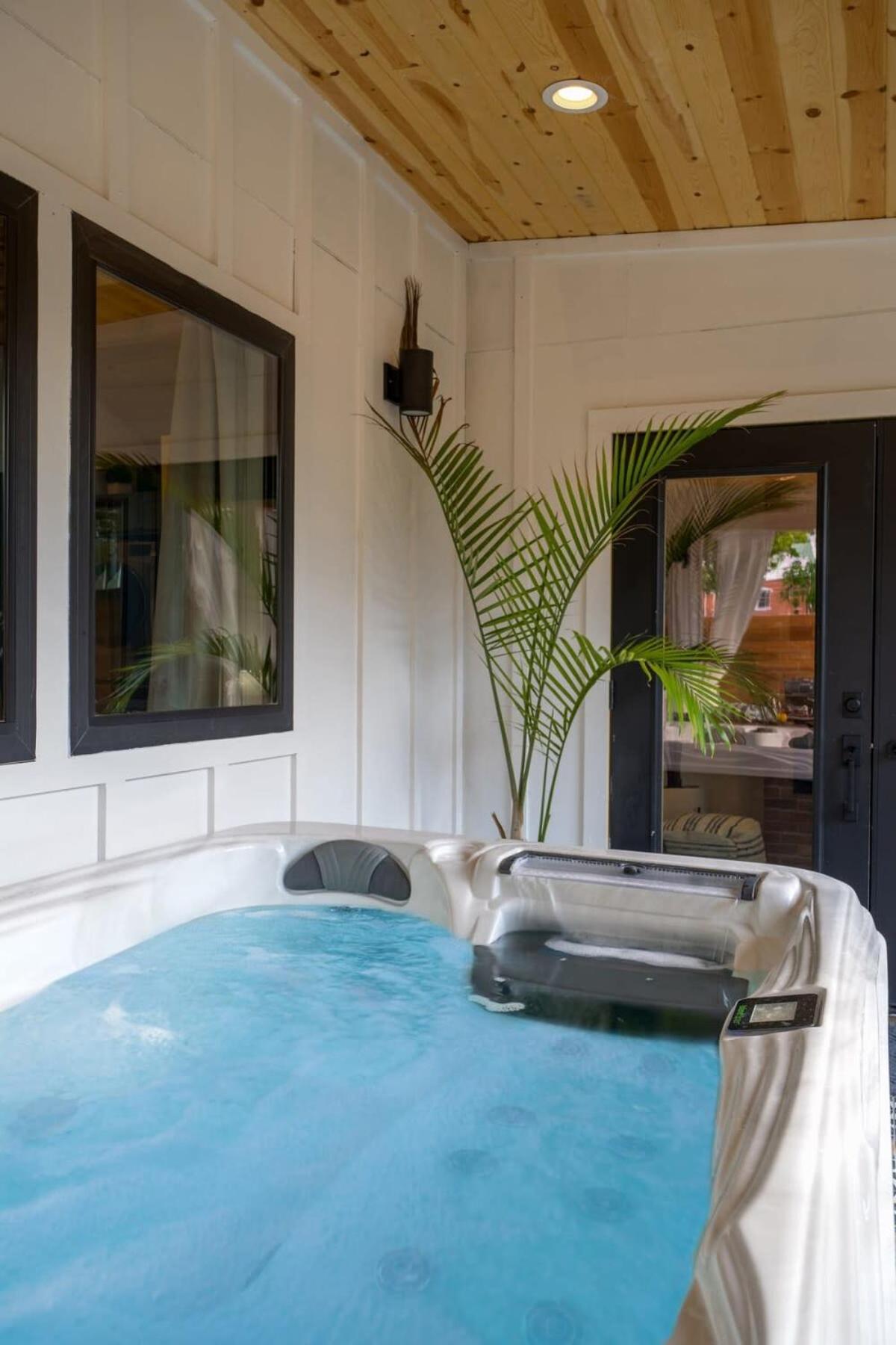 Petit Paradis Studio With Hot Tub Fredericksburg Dış mekan fotoğraf
